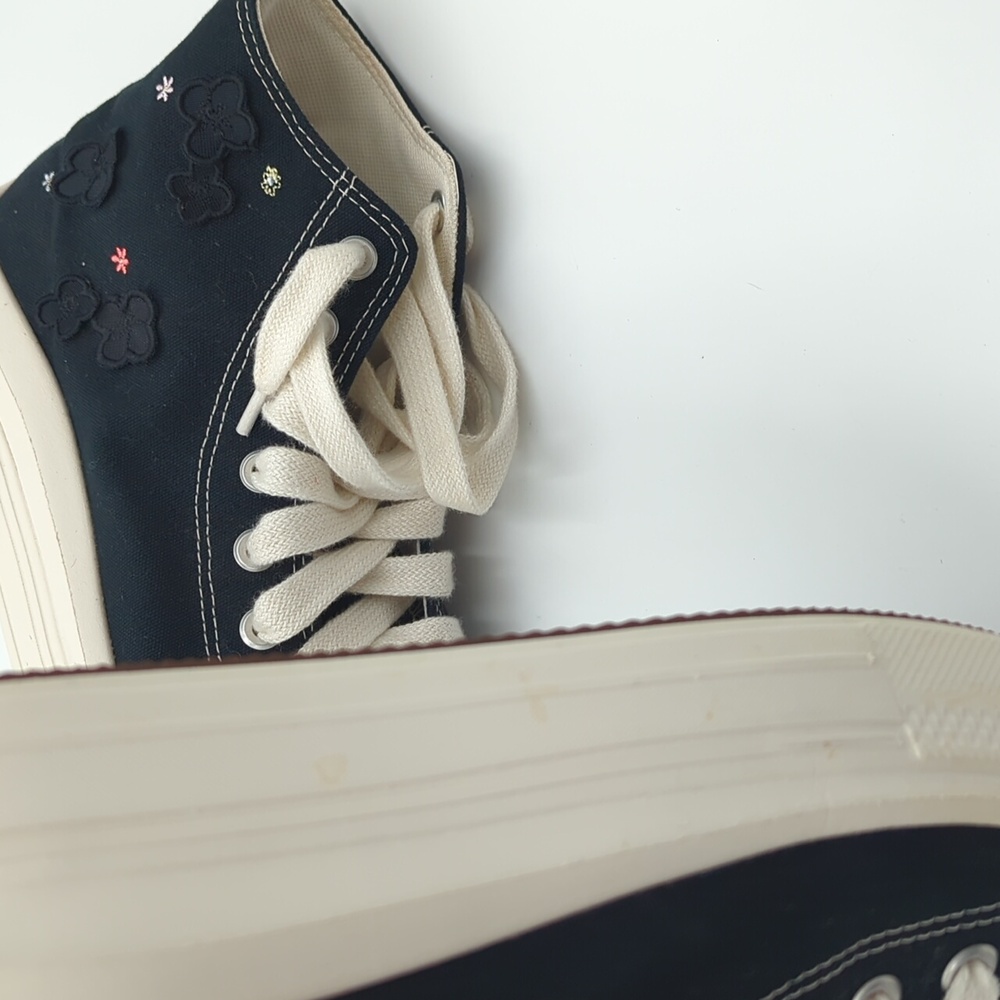 Converse Chuck Taylor Floral Sneakers All Stars Move Hi Top Women's 10.5 Black - Picture 8 of 9